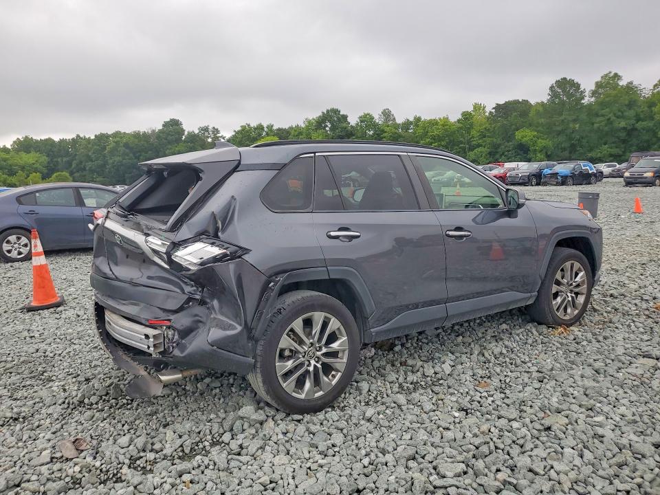 Photo 3 from auction – 2020 TOYOTA RAV4 with VIN JTMN1RFV1LD526516