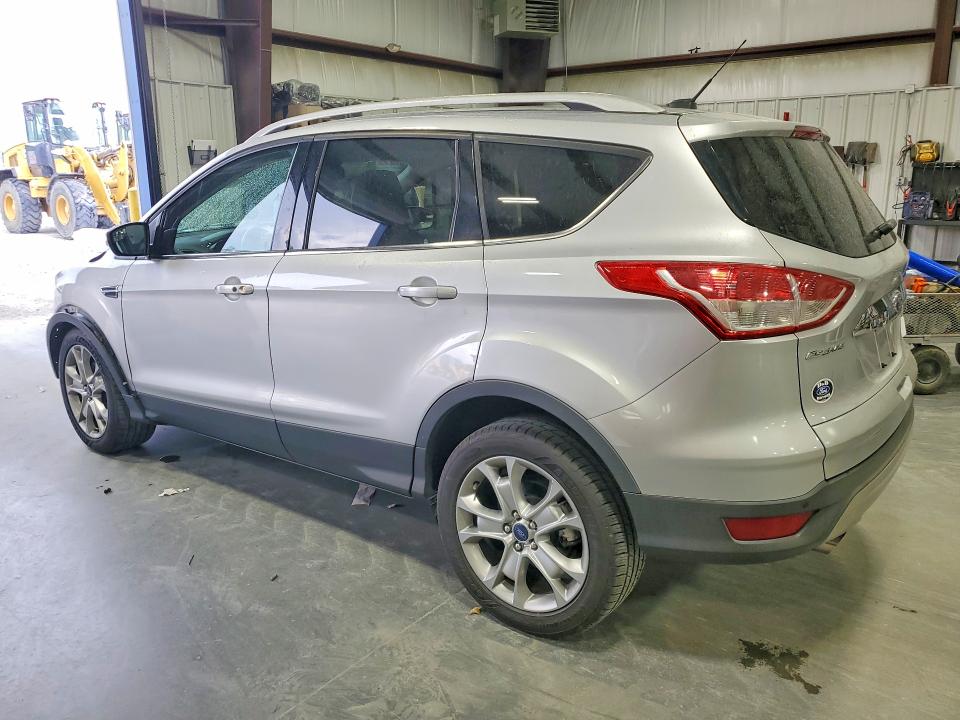 Photo 2 from auction – 2015 FORD ESCAPE with VIN 1FMCU0JX3FUB77622