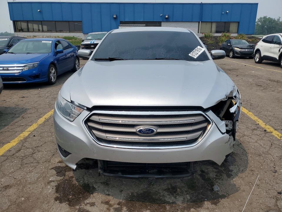 Photo 5 from auction – 2013 FORD TAURUS with VIN 1FAHP2E85DG152156