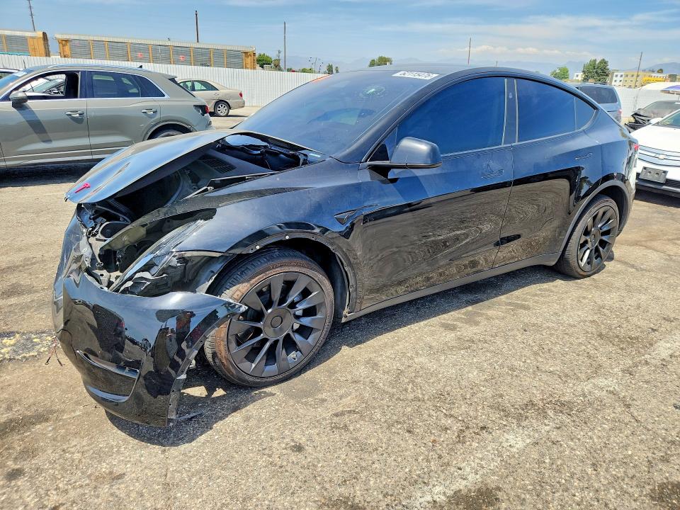 TESLA MODEL Y 2023 with VIN 7SAYGDEE5PA182008 - Photo from auction