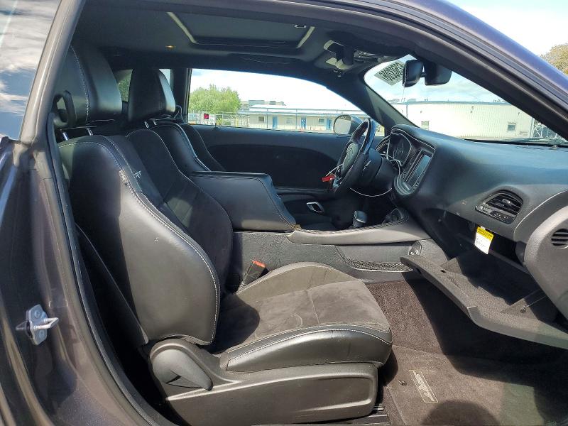 Photo 10 from auction – 2016 DODGE CHALLENGER with VIN 2C3CDZDJ4GH201516
