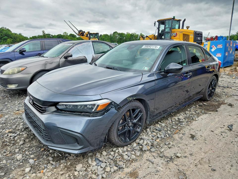HONDA CIVIC 2022 with VIN 2HGFE2F56NH588839 - Photo from auction