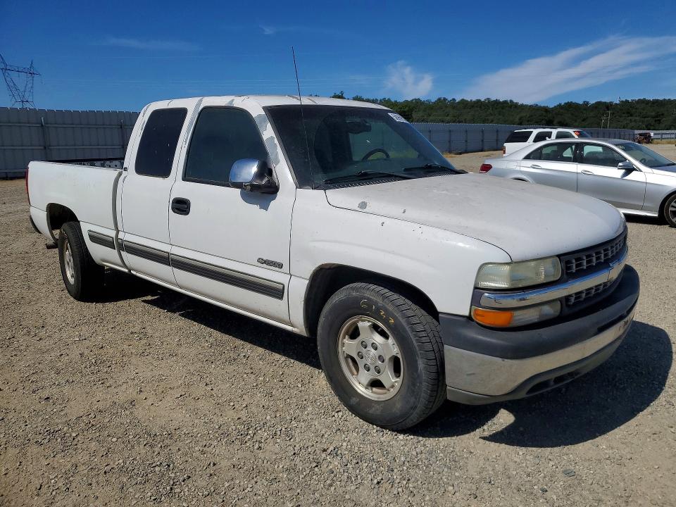 Photo 4 from auction – 2001 CHEVROLET SILVERADO with VIN 2GCEC19TX11114903