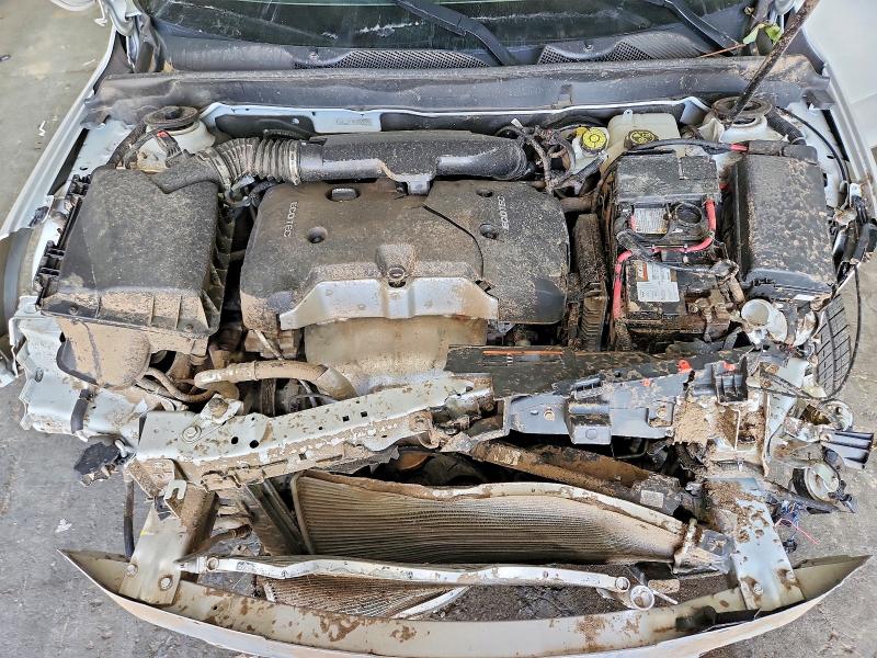 Photo 11 from auction – 2015 CHEVROLET MALIBU with VIN 1G11C5SL0FU152497