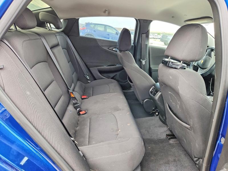 Photo 10 from auction – 2019 CHEVROLET MALIBU with VIN 1G1ZD5ST4KF158124
