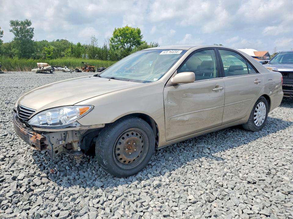 TOYOTA CAMRY 2005 with VIN 4T1BE32K75U418416 - Photo from auction