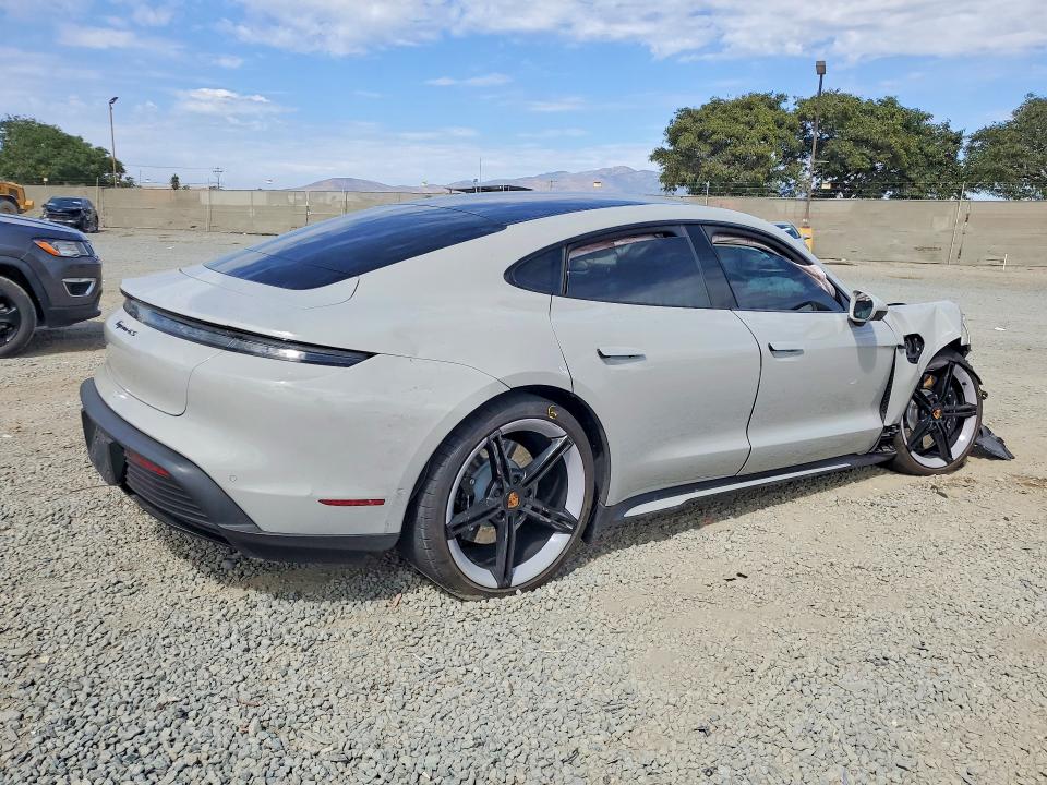 Photo 3 from auction – 2024 PORSCHE TAYCAN with VIN WP0AB2Y11RSA35187
