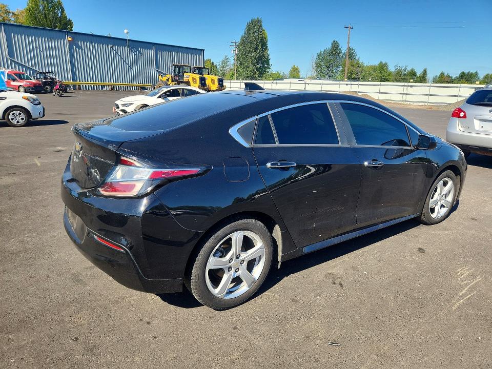 Photo 3 from auction – 2017 CHEVROLET VOLT with VIN 1G1RA6S58HU105446