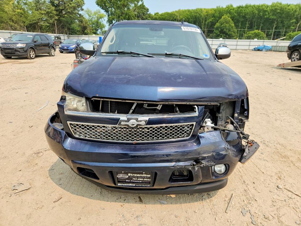 Photo 5 from auction – 2008 CHEVROLET SUBURBAN with VIN 1GNFC16Y08R122196