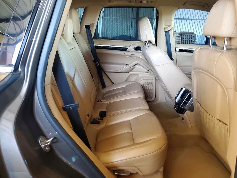 Photo 11 from auction – 2016 PORSCHE CAYENNE with VIN WP1AE2A24GLA64261