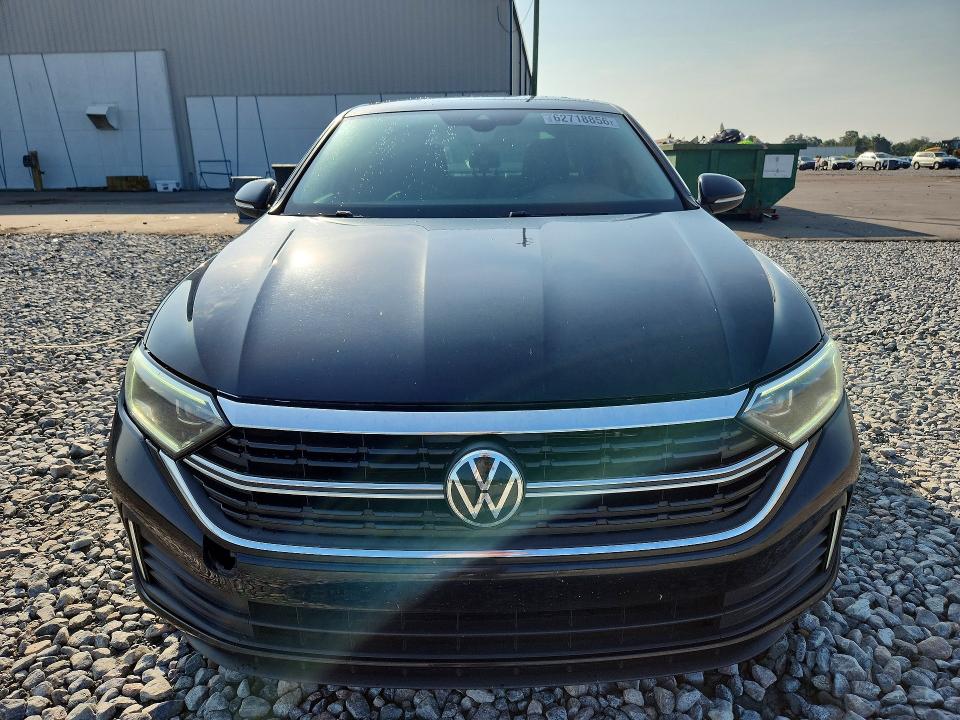 Фото 5 с аукциона – 2022 VOLKSWAGEN JETTA с VIN 3VWGM7BUXNM010774