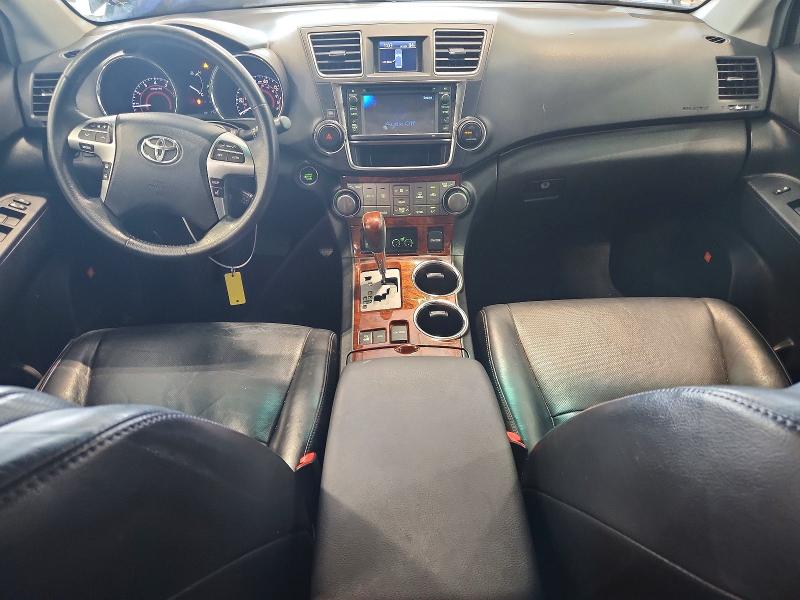 Photo 8 from auction – 2013 TOYOTA HIGHLANDER with VIN 5TDDK3EH1DS238292