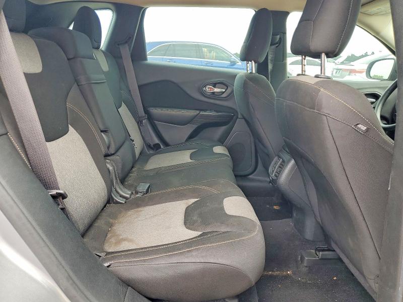 Photo 11 from auction – 2014 JEEP CHEROKEE with VIN 1C4PJLAB6EW104395