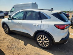 Photo 2 from auction – 2020 FORD ESCAPE with VIN 1FMCU9DZXLUA70693