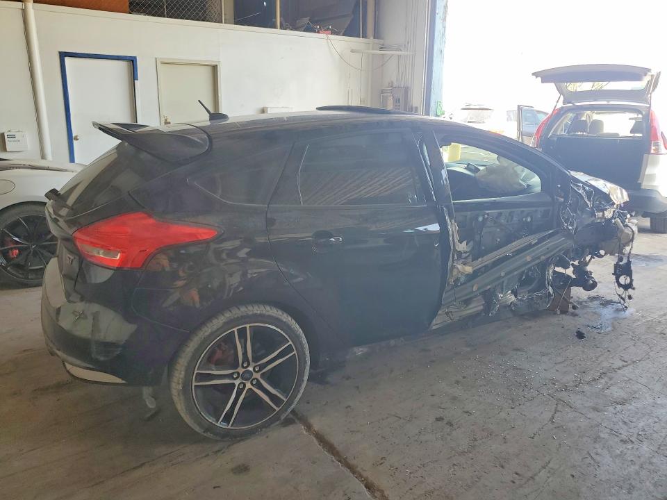 Фото 3 с аукциона – 2018 FORD FOCUS с VIN 1FADP3L92JL279112