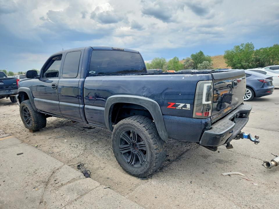 Photo 2 from auction – 2005 CHEVROLET SILVERADO with VIN 1GCEK19Z55Z244933