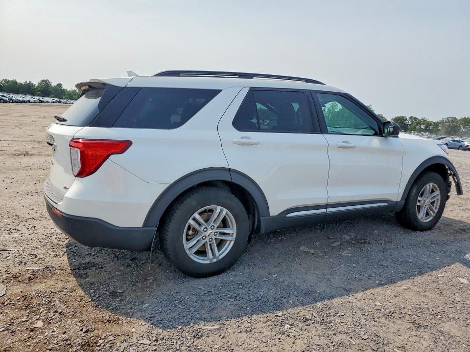 Photo 3 from auction – 2024 FORD EXPLORER with VIN 1FMSK8DH6RGA18245