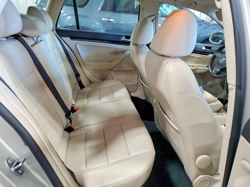 Photo 10 from auction – 2013 VOLKSWAGEN JETTA with VIN 3VWPL7AJ5DM643899
