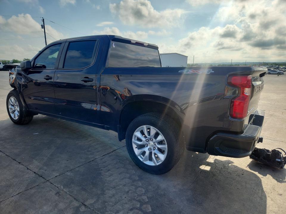 Photo 2 from auction – 2023 CHEVROLET SILVERADO with VIN 3GCPDBEK9PG357613