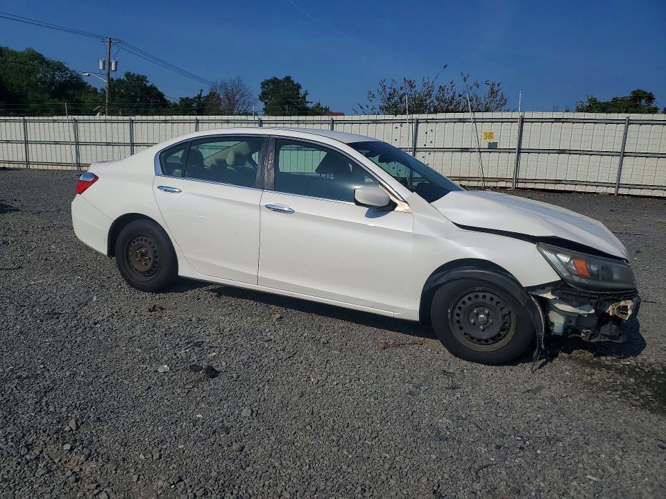 Photo 4 from auction – 2013 HONDA ACCORD with VIN 1HGCR2F39DA240438