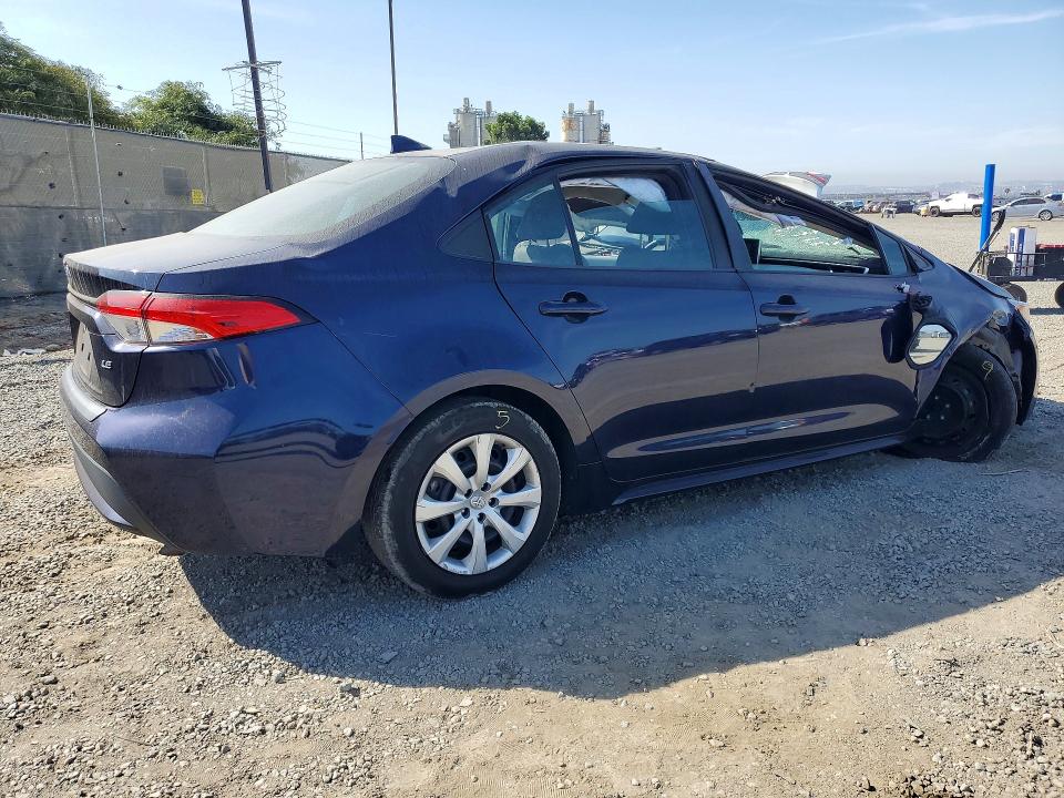 Photo 3 from auction – 2021 TOYOTA COROLLA with VIN 5YFEPMAE2MP235627