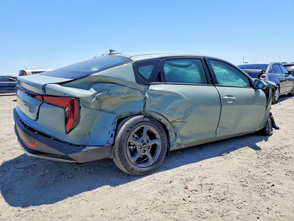Photo 3 from auction – 2025 KIA K4 with VIN 3KPFT4DE1SE245723