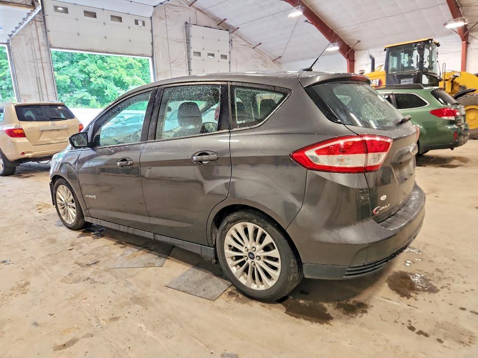Photo 2 from auction – 2017 FORD C-MAX with VIN 1FADP5AU9HL115045