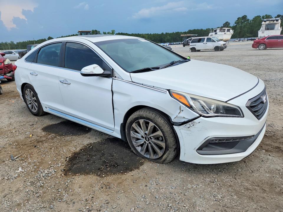 صورة رقم 4 من المزاد - 2017 HYUNDAI SONATA مع VIN 5NPE34AF1HH466932