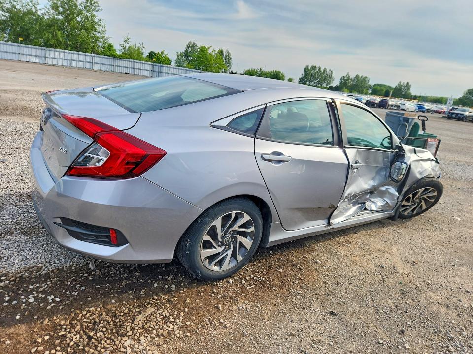 Photo 3 from auction – 2018 HONDA CIVIC with VIN 2HGFC2F67JH043242