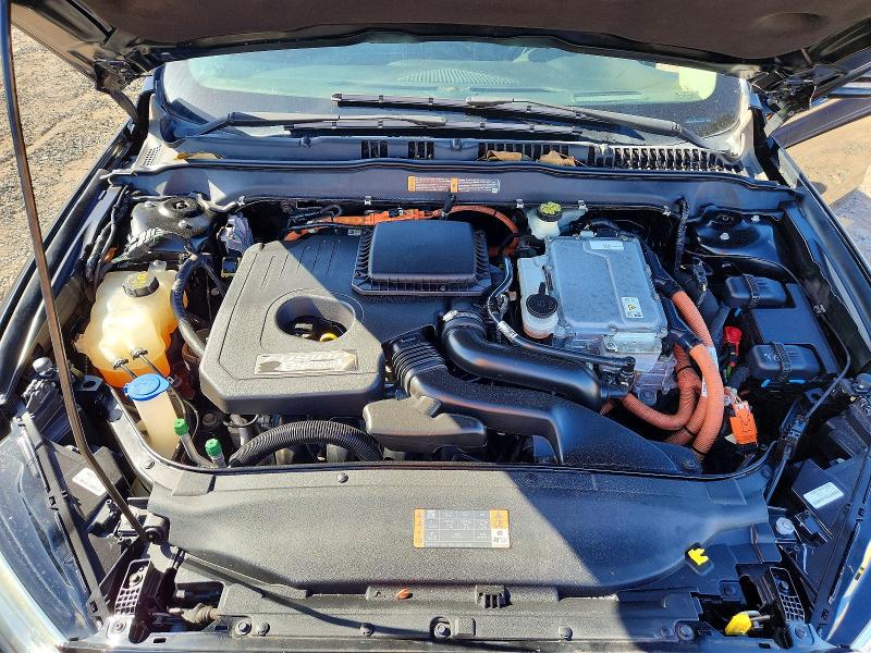 Photo 11 from auction – 2017 FORD FUSION with VIN 3FA6P0SU6HR191642