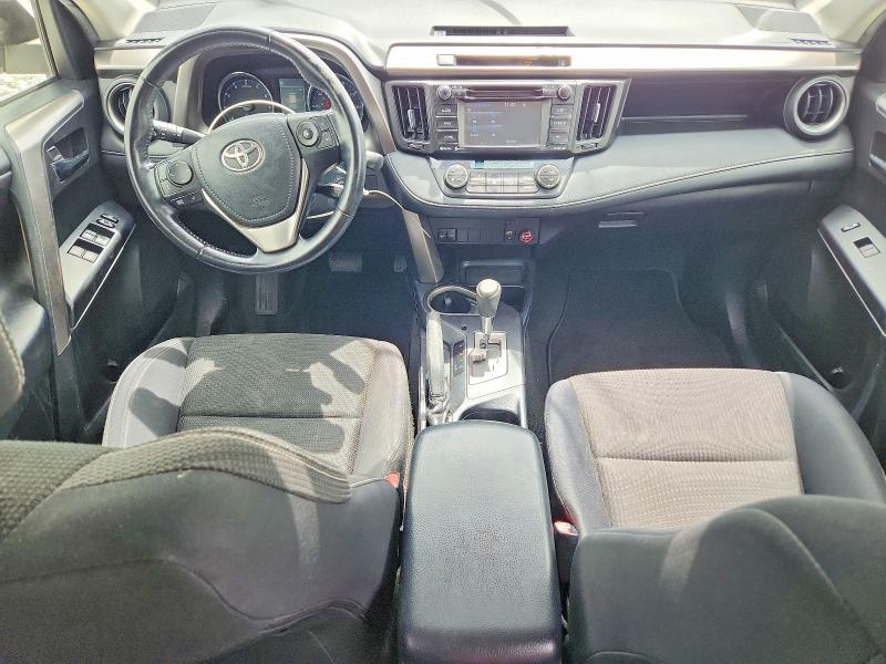 Photo 8 from auction – 2016 TOYOTA RAV4 with VIN JTMWFREV7GJ076899
