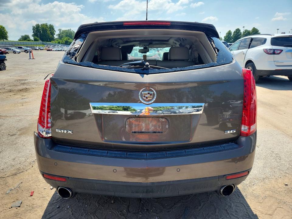 Photo 6 from auction – 2015 CADILLAC SRX with VIN 3GYFNBE34FS521275