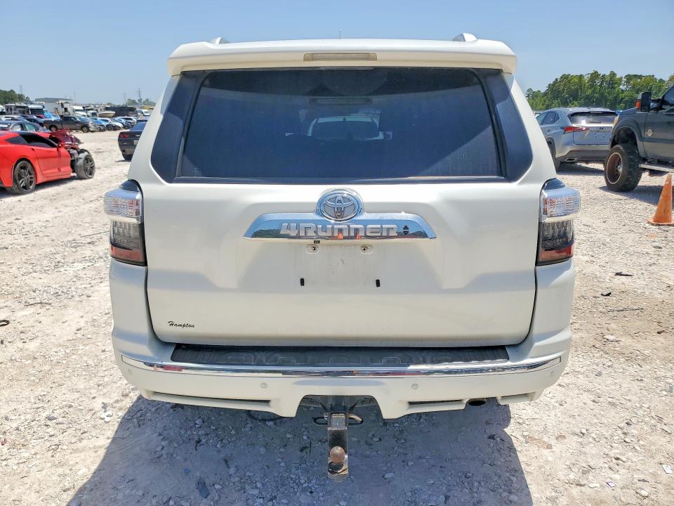 Photo 6 from auction – 2019 TOYOTA 4RUNNER with VIN JTEZU5JR0K5210668
