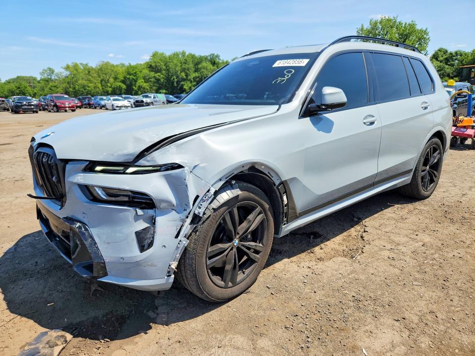 BMW X7 2025 with VIN 5UX23EM06S9X20648 - Photo from auction