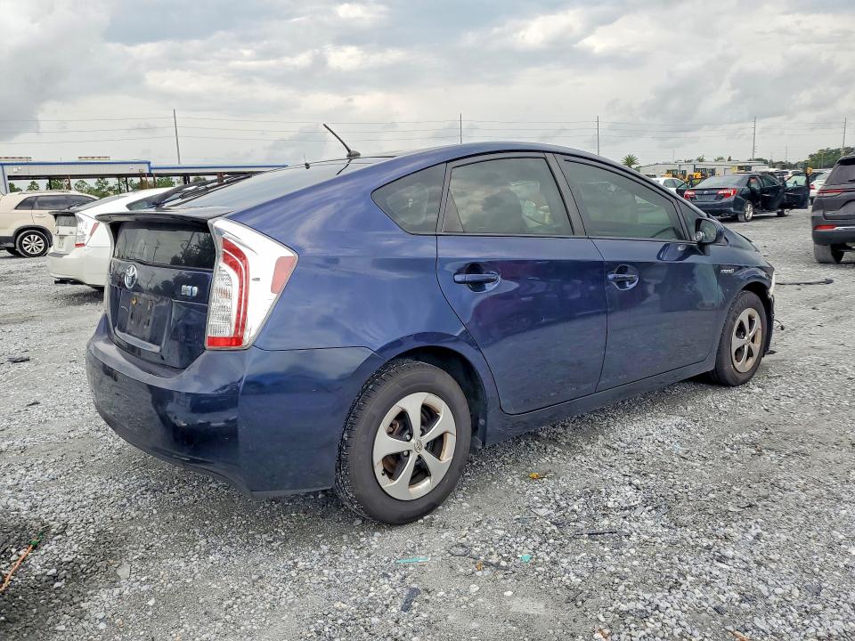 Photo 3 from auction – 2015 TOYOTA PRIUS with VIN JTDKN3DU1F0396537