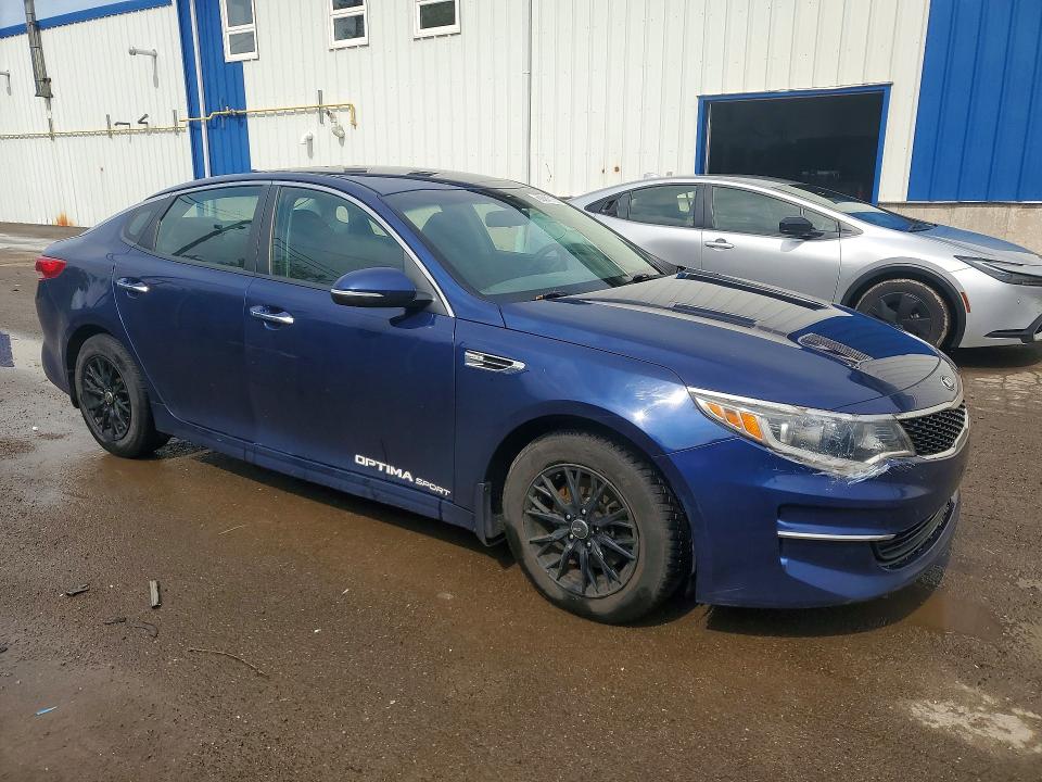 Photo 4 from auction – 2016 KIA OPTIMA with VIN 5XXGT4L33GG080647