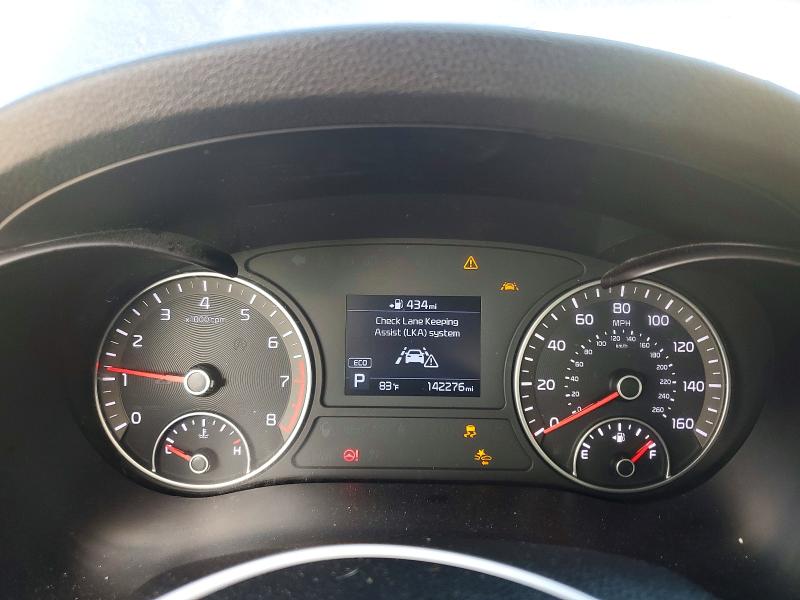 Photo 9 from auction – 2019 KIA OPTIMA with VIN 5XXGT4L34KG361591