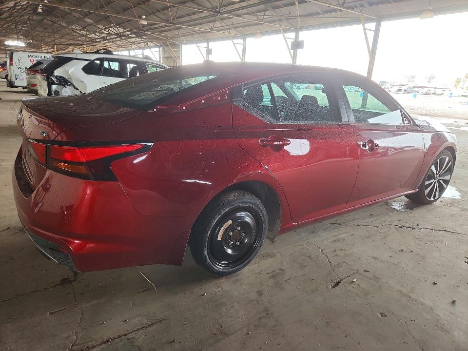 Photo 3 from auction – 2019 NISSAN ALTIMA with VIN 1N4BL4CV1KC238493