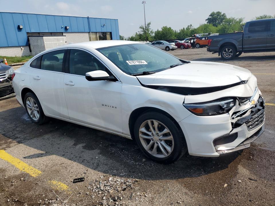 Photo 4 from auction – 2018 CHEVROLET MALIBU with VIN 1G1ZD5ST9JF115039