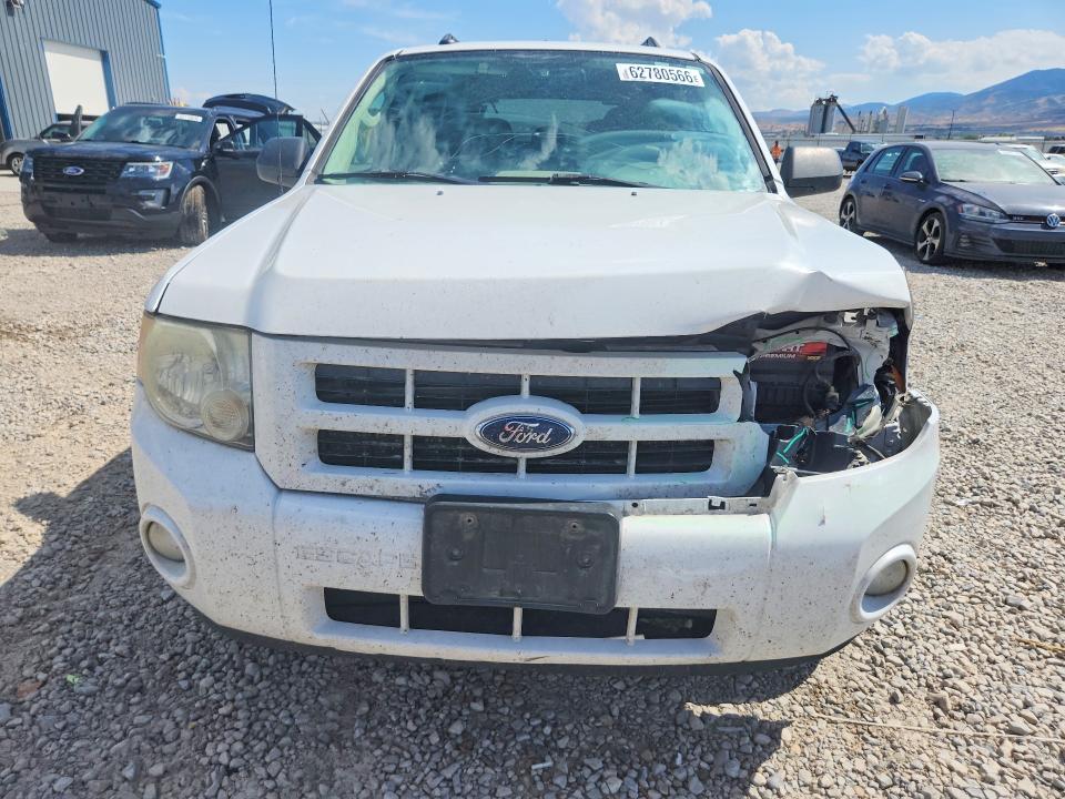 Photo 5 from auction – 2009 FORD ESCAPE with VIN 1FMCU59389KC39630