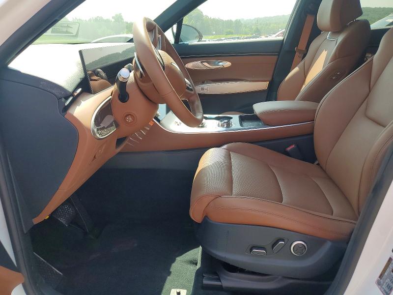 Photo 7 from auction – 2026 GENESIS GV70 with VIN KMUMBDTB7TU283362