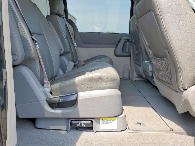 Photo 11 from auction – 2010 DODGE GRAND CARAVAN with VIN 2D4RN5DX9AR333613