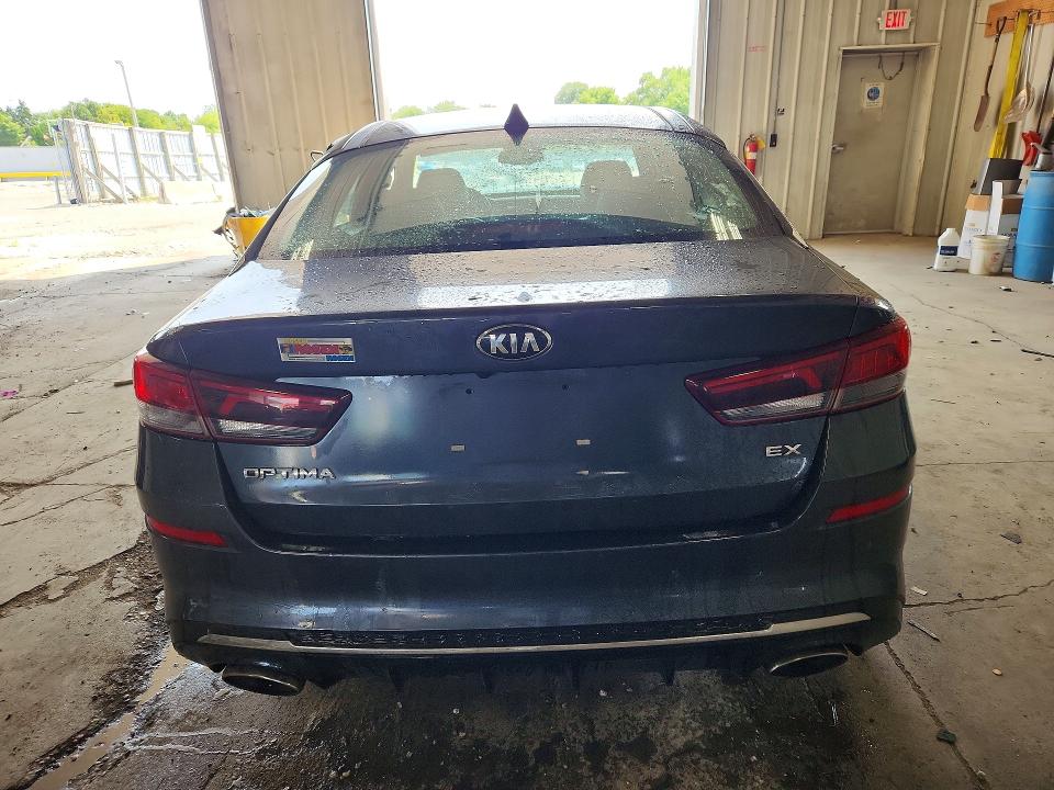 Photo 6 from auction – 2019 KIA OPTIMA with VIN 5XXGU4L1XKG329904
