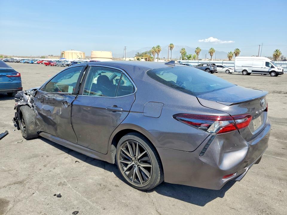Photo 2 from auction – 2024 TOYOTA CAMRY with VIN 4T1G11AK2RU209176