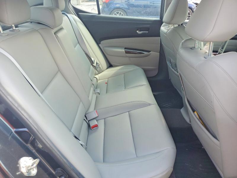 Photo 10 from auction – 2016 ACURA TLX with VIN 19UUB1F39GA002578