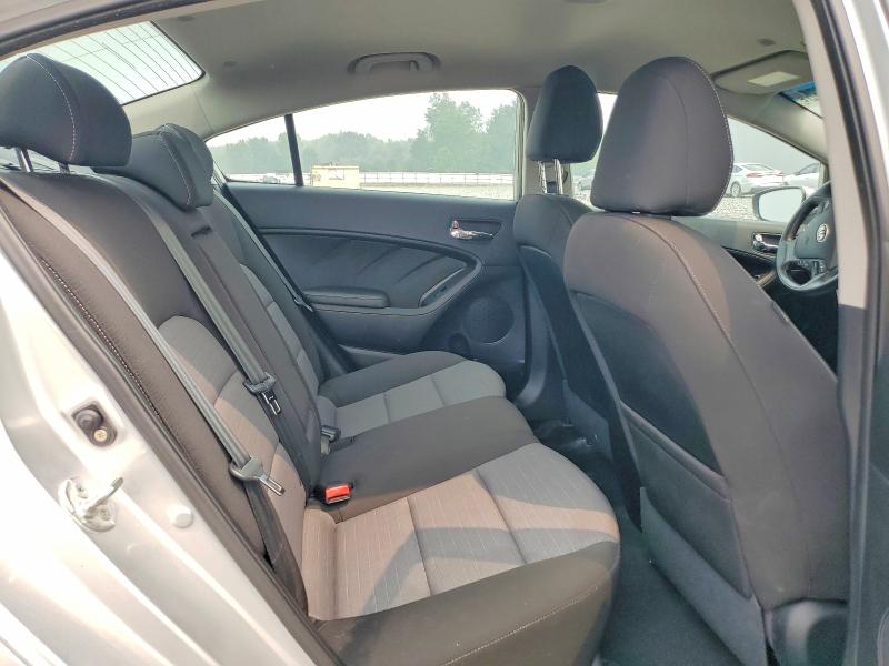 Photo 10 from auction – 2014 KIA FORTE with VIN KNAFX4A80E5058358