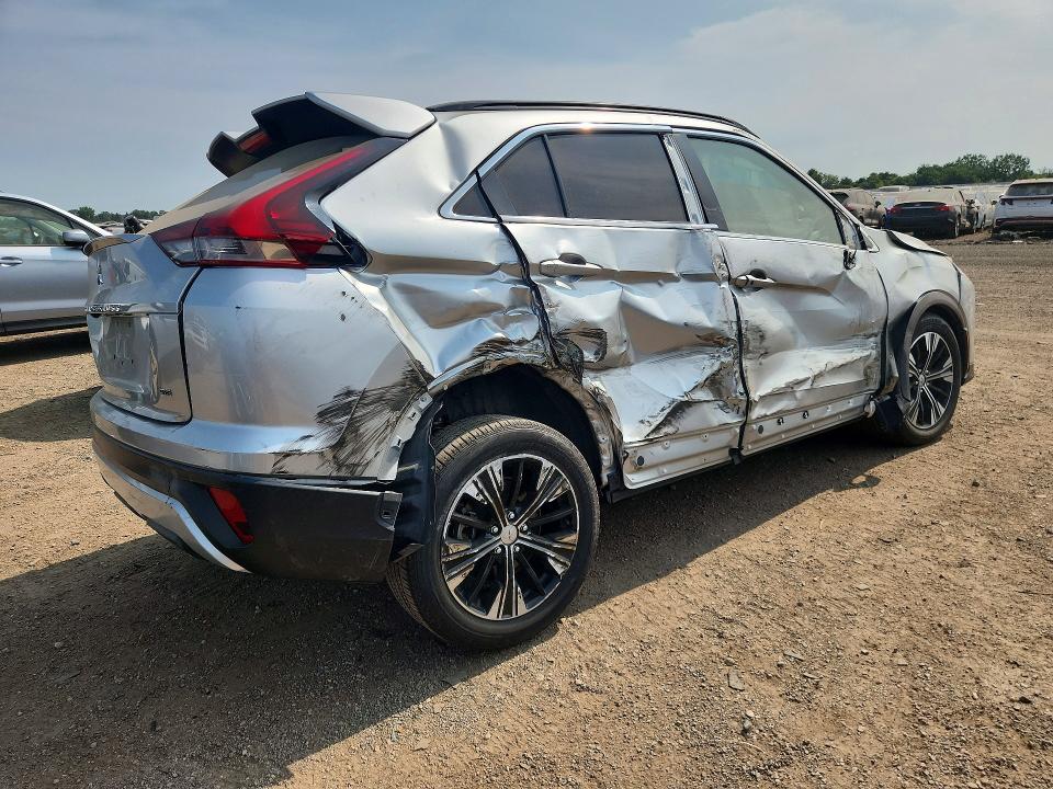 Photo 3 from auction – 2022 MITSUBISHI ECLIPSE CROSS with VIN JA4ATWAA3NZ001386