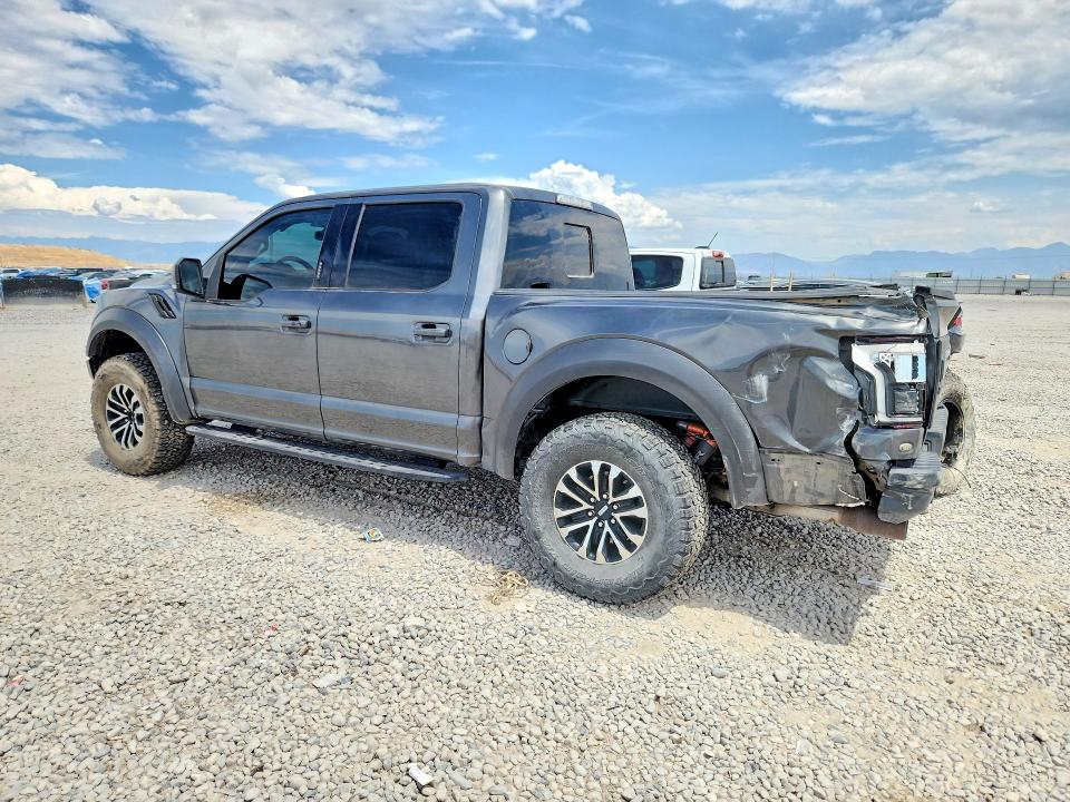 Photo 2 from auction – 2019 FORD F150 with VIN 1FTFW1RG4KFB12122
