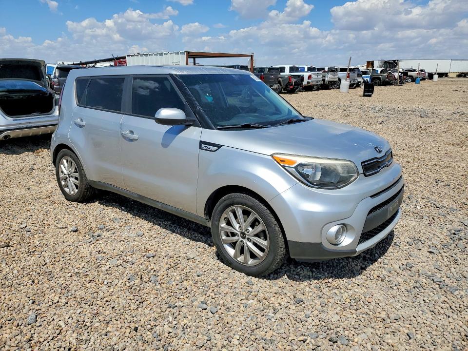 Photo 4 from auction – 2019 KIA SOUL with VIN KNDJP3A58K7667128