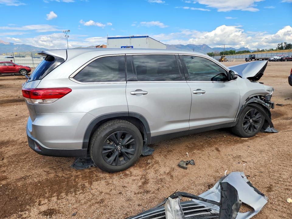 Photo 3 from auction – 2019 TOYOTA HIGHLANDER with VIN 5TDZARFH5KS050625